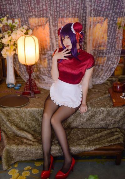 情侣奴伺候女王