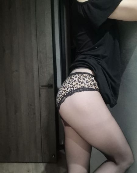 敌营十八年第三部免费观看