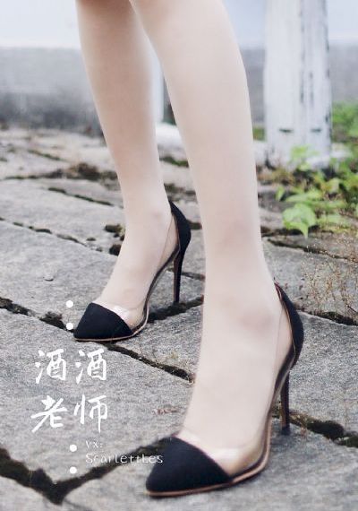 美女考逼