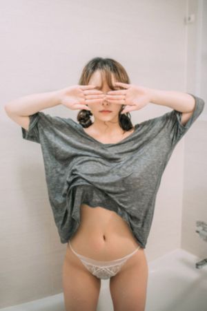 狠cha她花苞爽h