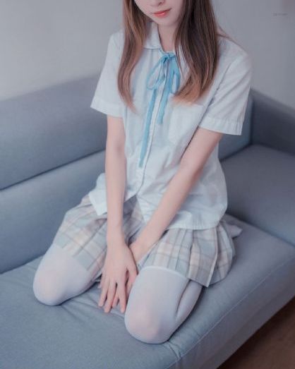 巨胸女仆服务在线播放