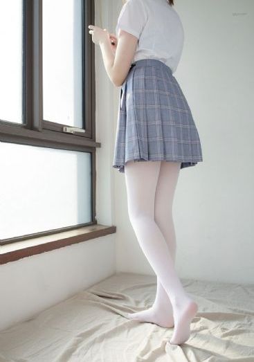 善良的女秘书的目的在线观看