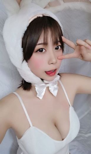 年轻的女医生