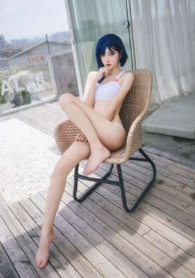 三个巴伐利亚女孩游巴黎